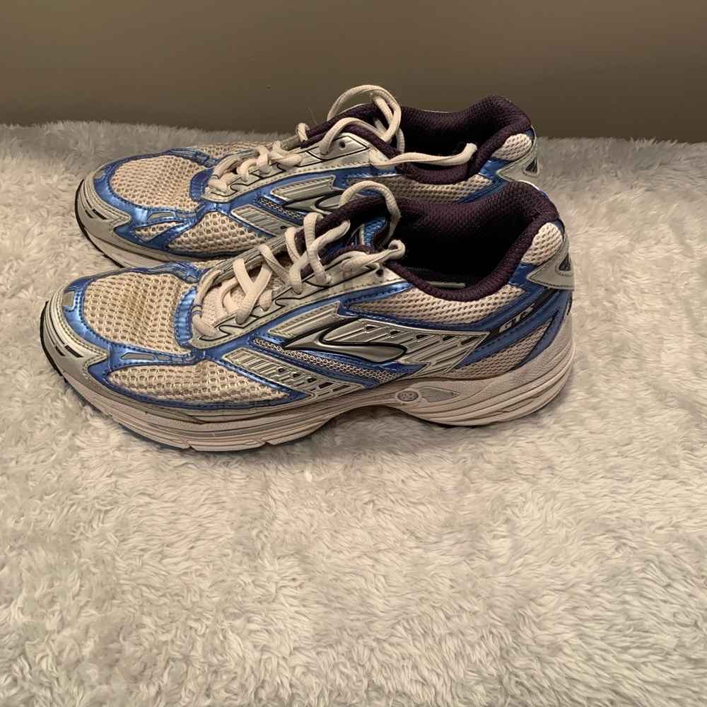 Womens Sz 8 Brooks Adrenaline GTS 8. GUC - Picture 4 of 10